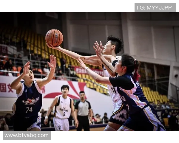 CBA精彩对决北京队与辽宁队比赛回放视频全程回顾与精彩瞬间分析