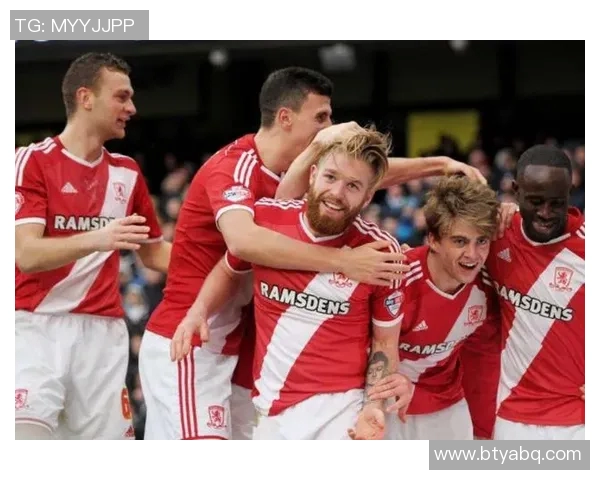 克劳利与朴次茅斯激战成和比分揭晓精彩瞬间回顾